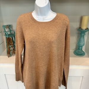 Cabela’s Tan Ribbed Tunic Length Sweater Side Slits